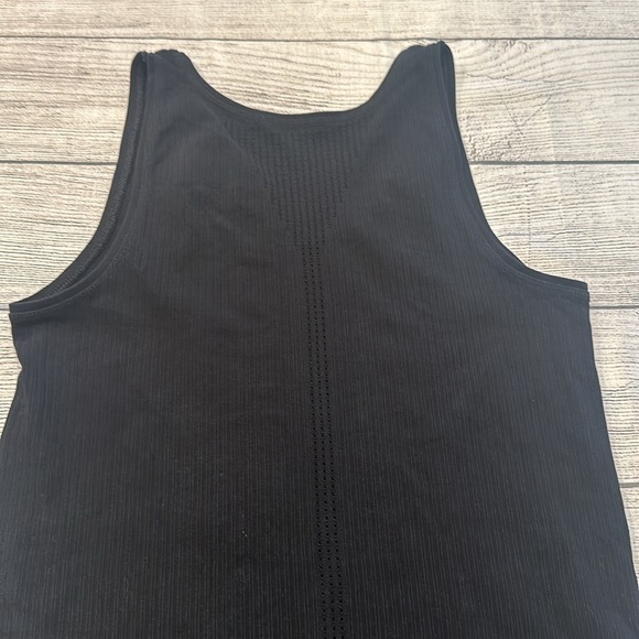 Women’s Athleta black ribbed tank size S - Picture 8 of 9